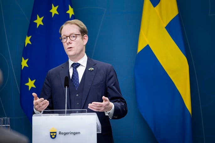 Swedish Foreign Minister resigns