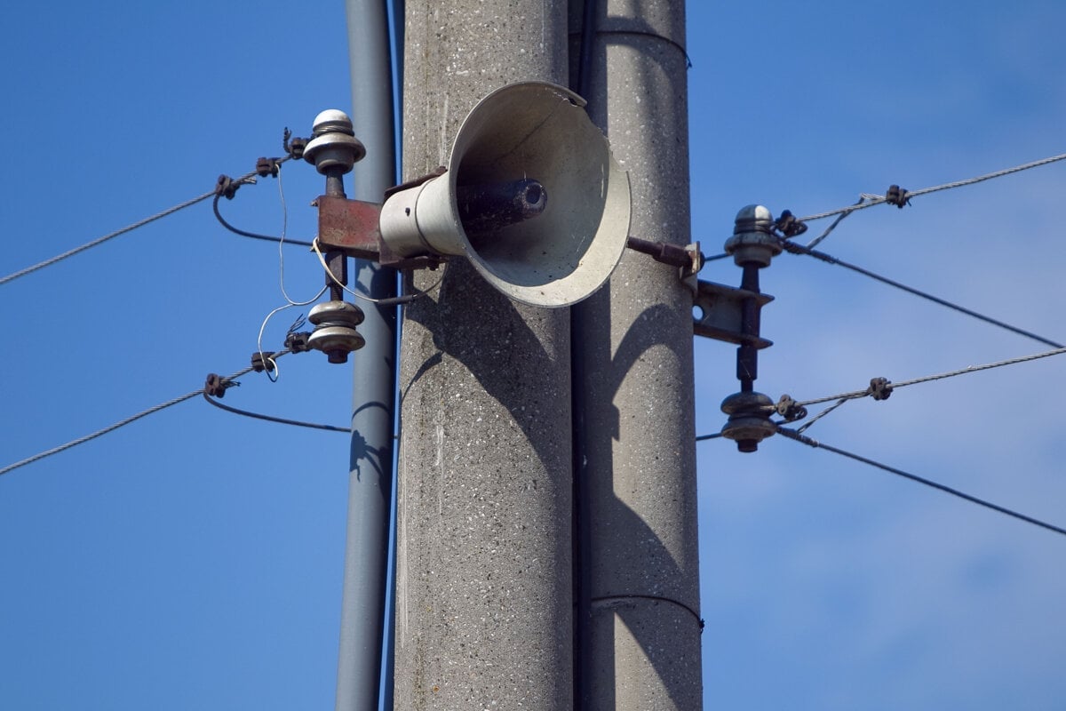 Instead of siren sound, residents heard PM Fico criticising his opponent