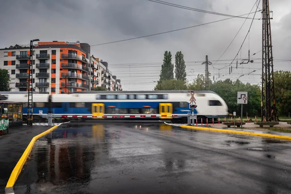 Chinese money will save the collapsing Hungarian railway system?