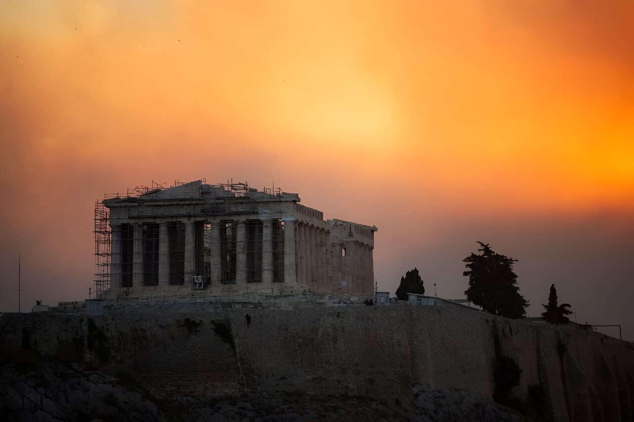 Athens suburbs on fire as Greece calls on EU for help