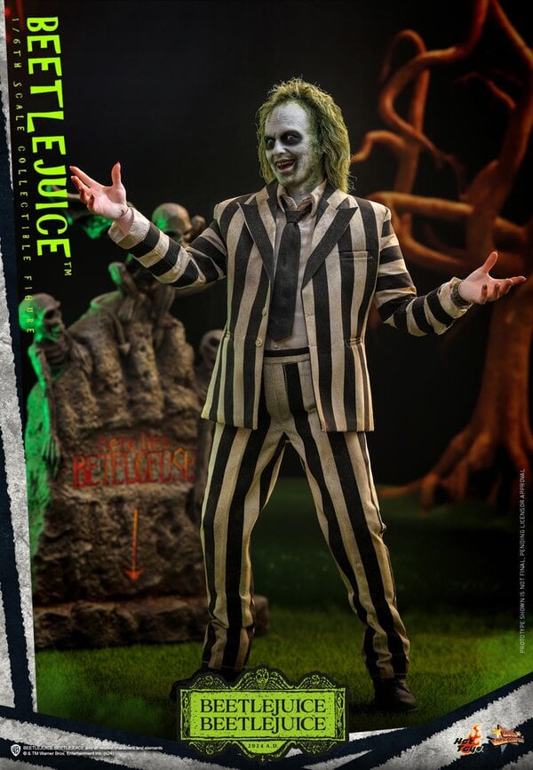 Hot Toys Beetlejuice Beetlejuice... Beetlejuice 1/6th Scale Collectible Figure