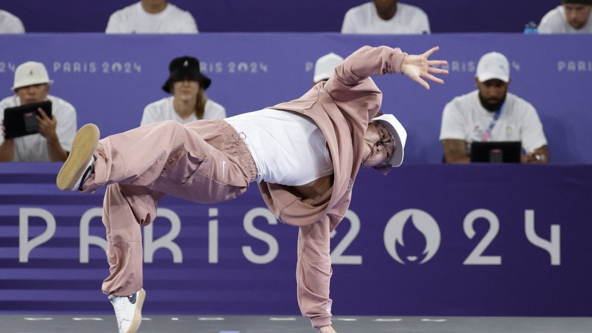 Japan's Ami wins first ever gold in breaking