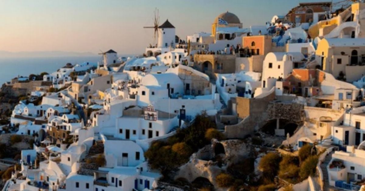 Greece gives Santorini green light to push ahead with new law for UK tourists