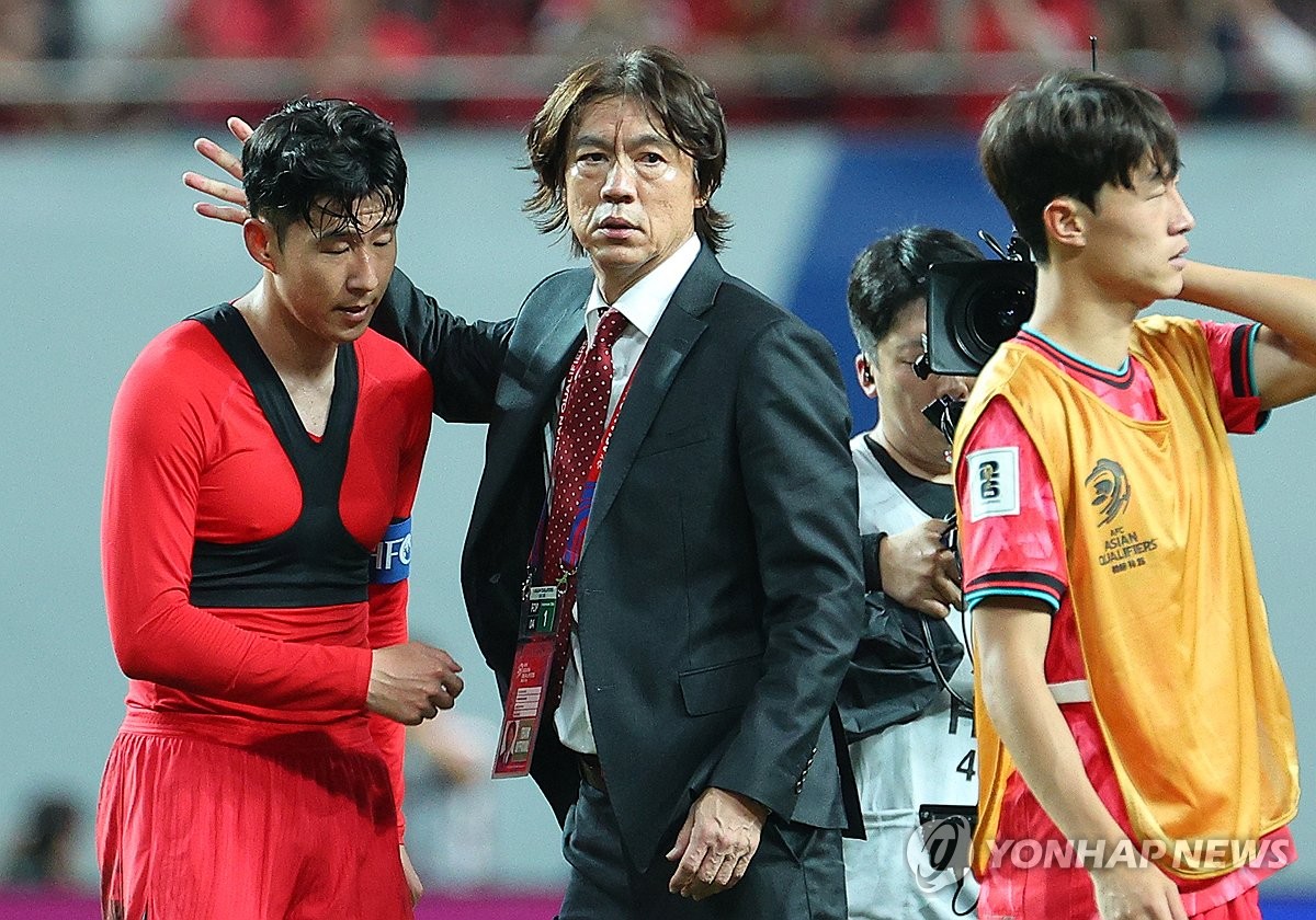 S. Korea coach understands fans' jeers during World Cup qualifier at home