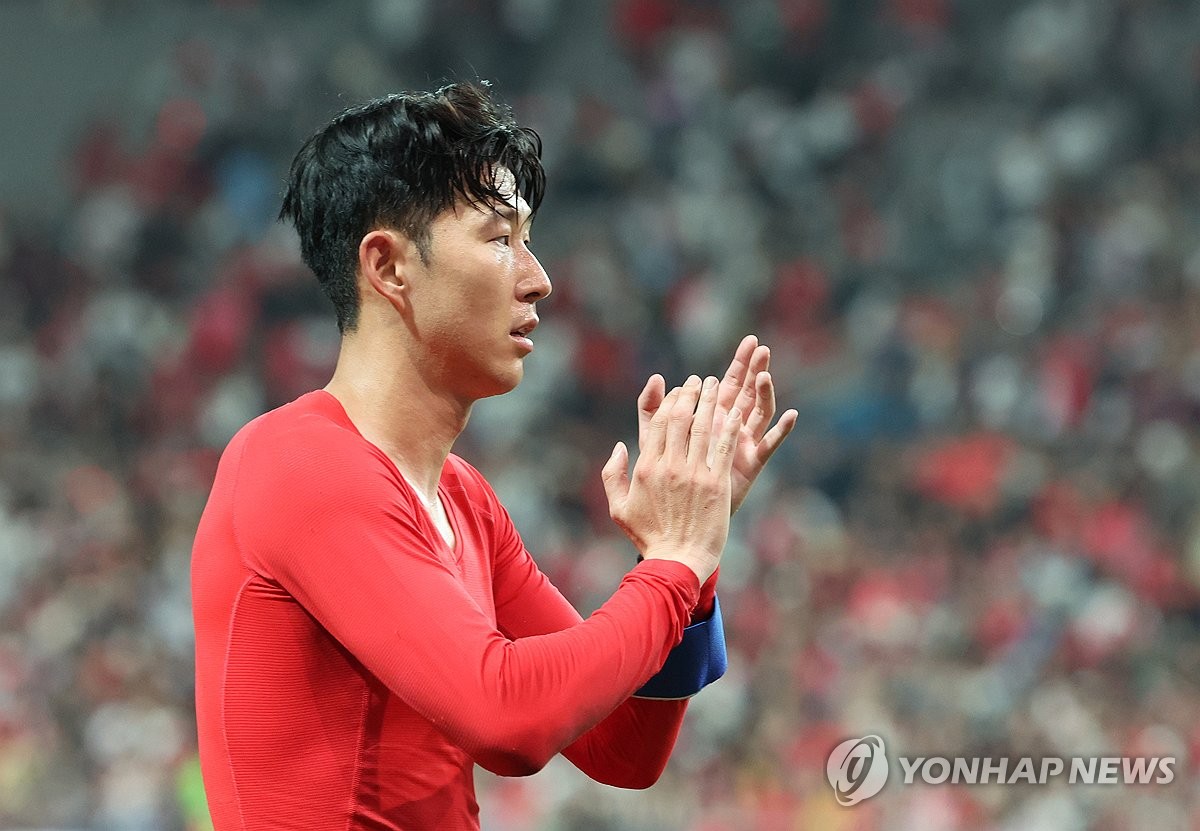 S. Korean players not pleased with fans' booing of coach at World Cup qualifier