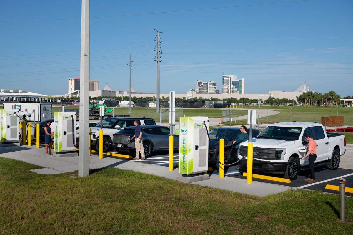 OUC Opens High-Speed EV Charging Hub at Orange County Convention Center