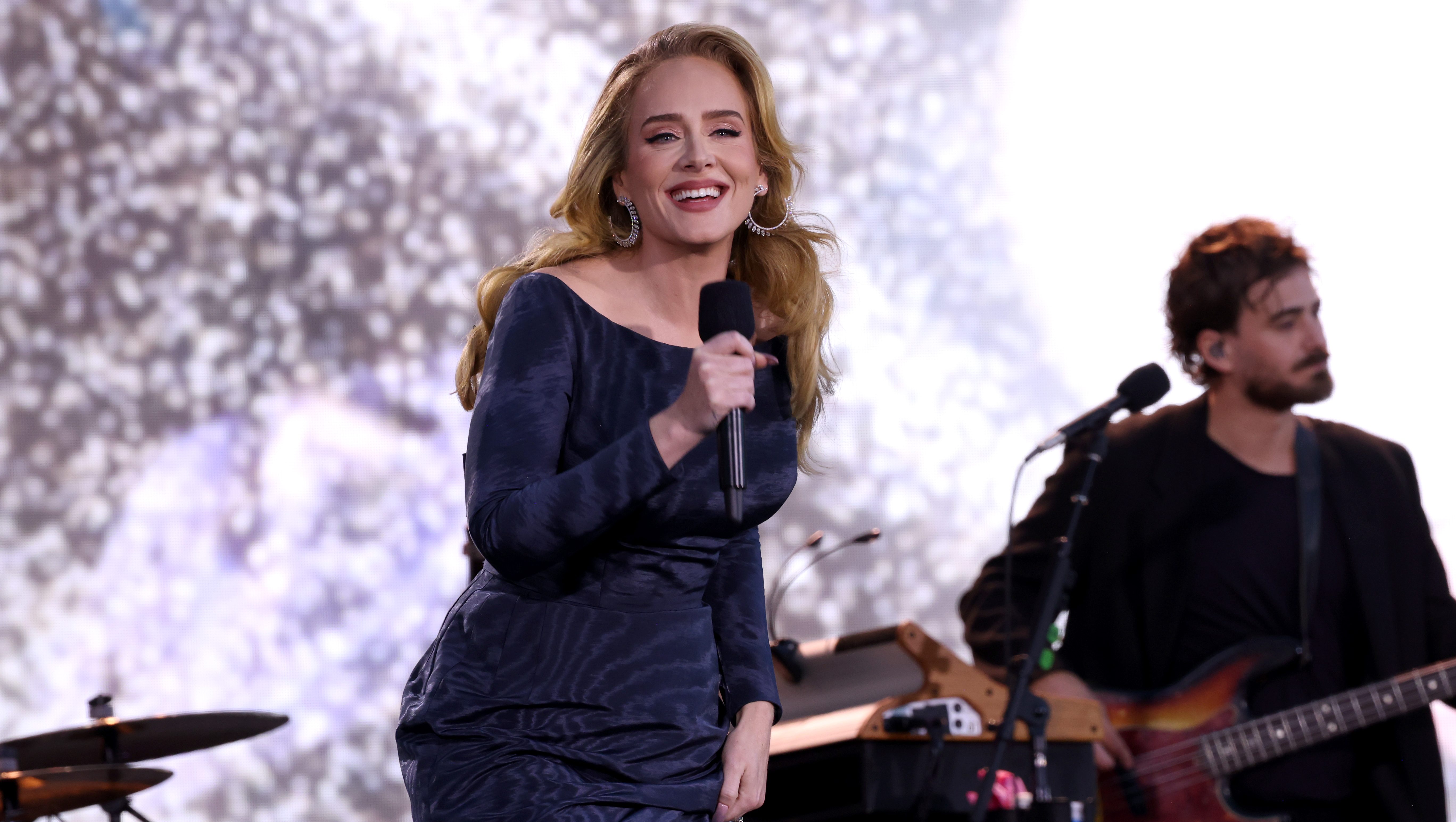 Adele Gets Back At Tabloids With Her Own Newspaper