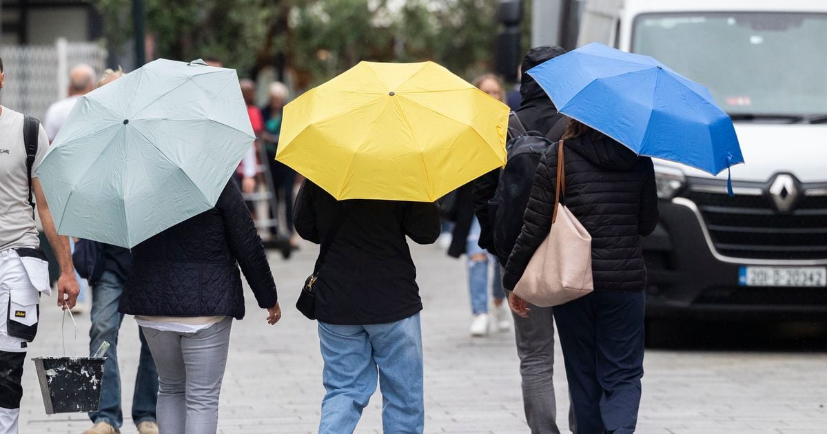 Ireland weather: Met Eireann warn that temperatures will dip as heavy rain to move in