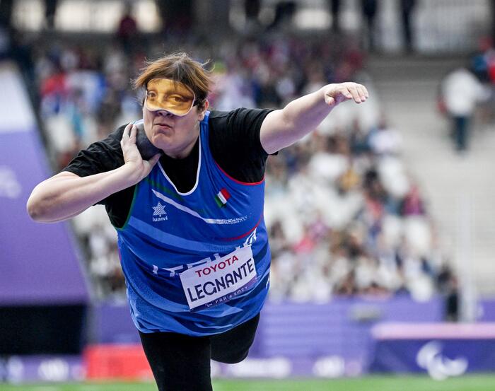 Paralympics: Legnante wins gold in women's F12 shot put