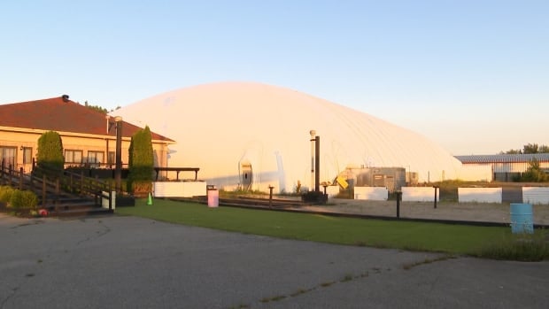 Winter sports in Montreal's West Island threatened by closure of Club Dome