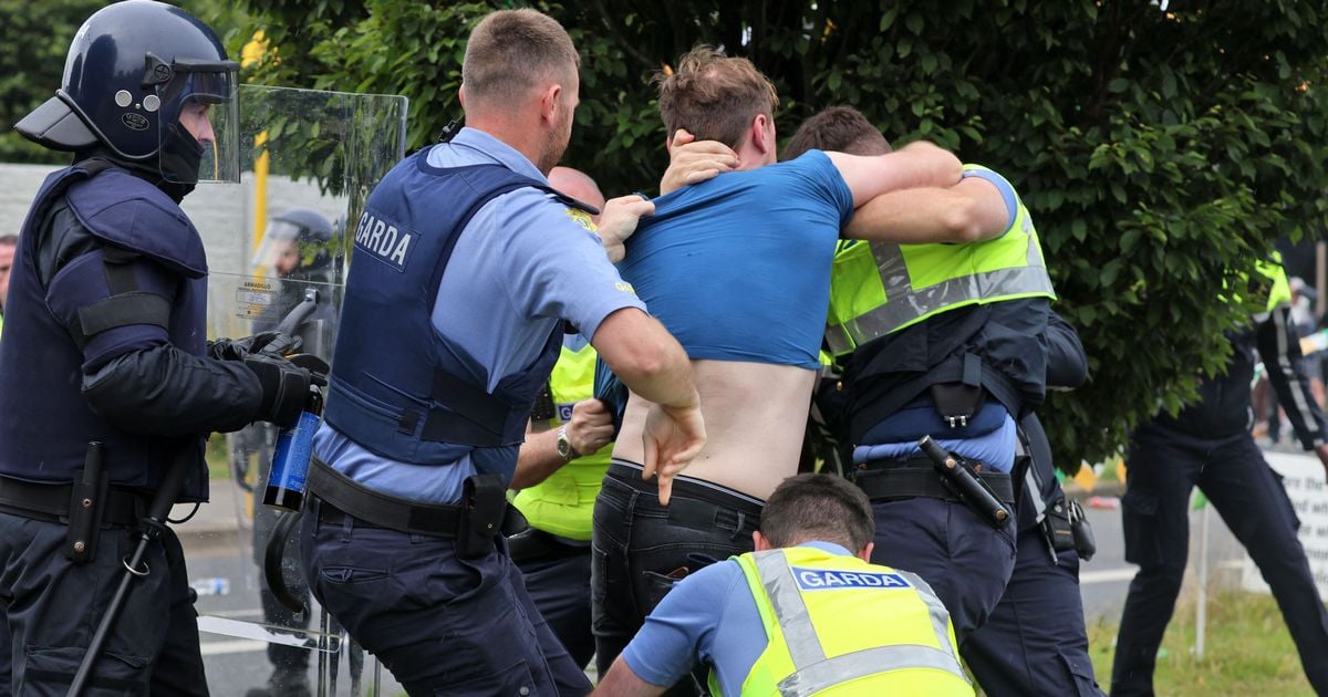 Gardai to investigate all social media abuse of its members during Coolock riots