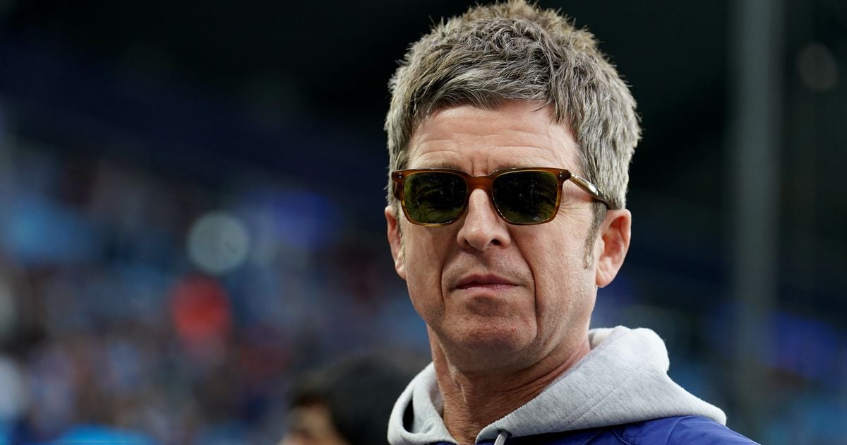 Noel Gallagher's four-word response as he's given National Portrait Gallery 'honour'