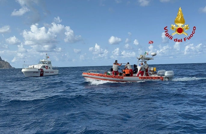 6 bodies found off Sicily, thought to be migrant ship victims