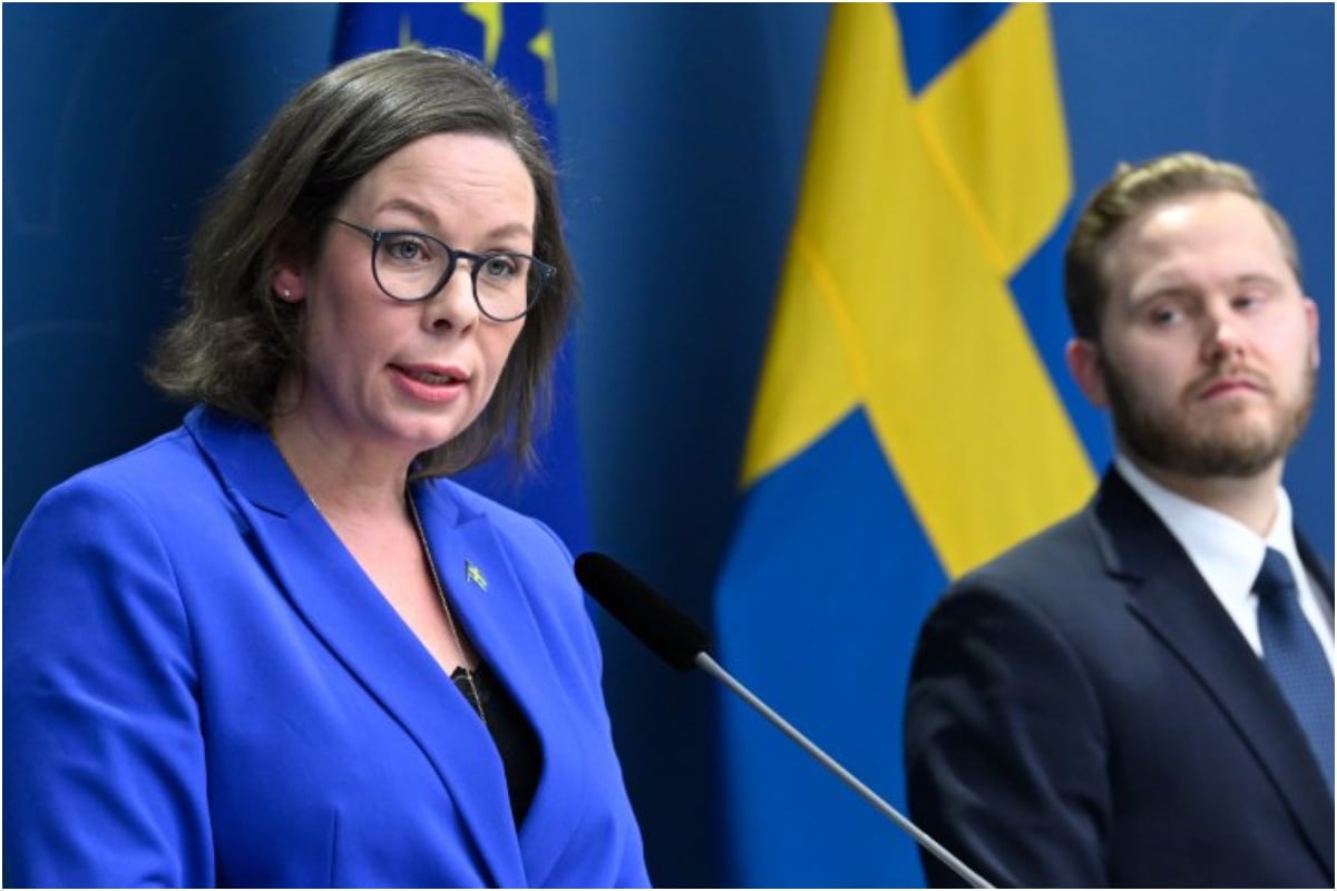 Sweden proposes up to $34,000 incentive for immigrants to go back