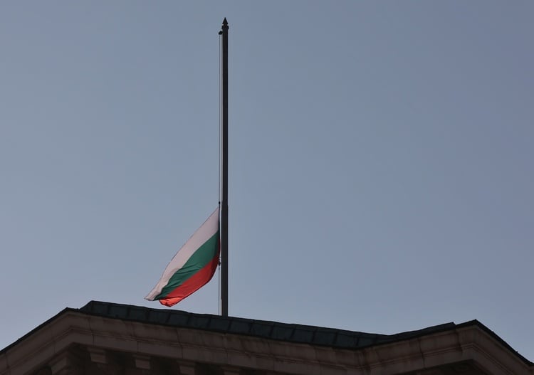 Bulgarian Armed Forces Declare Three-Day Mourning Period after Military Aircraft Tragedy