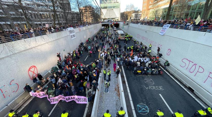 Over 300 XR activists arrested at A12 blockade, highway reopened