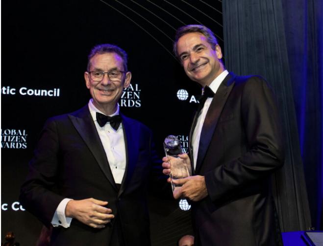 Global Citizen 2024: Mitsotakis gets award