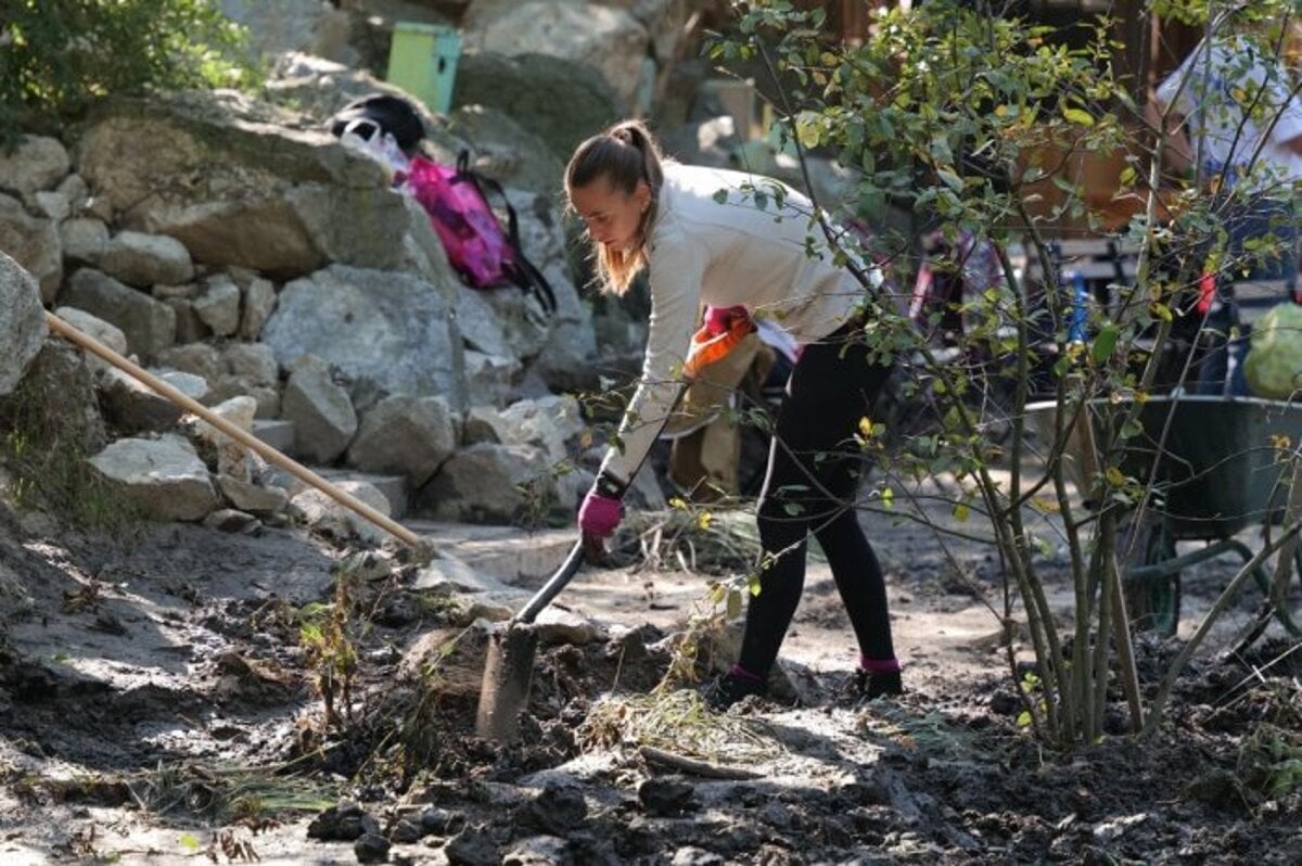 News digest: Thanks to animal lovers, Bratislava Zoo quickly reopens its gates after flood