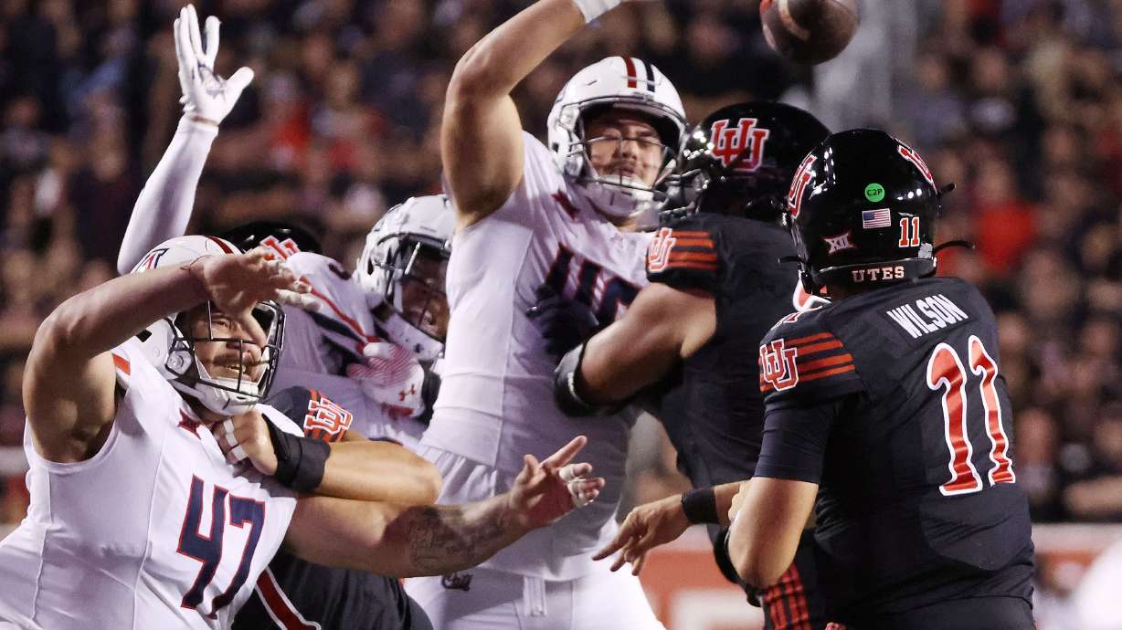 'This is unacceptable for us': No. 10 Utah outplayed, falls flat in 23-10 loss to Arizona