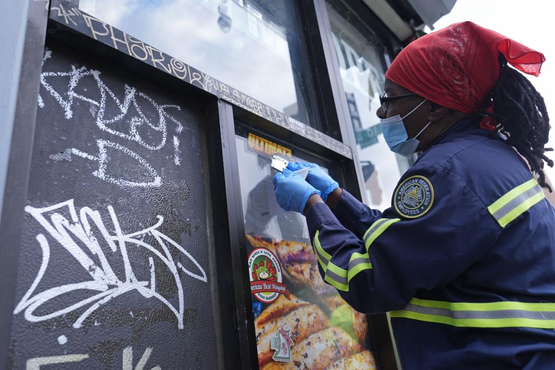 In DC, a Battle Between Graffiti Lovers, Haters