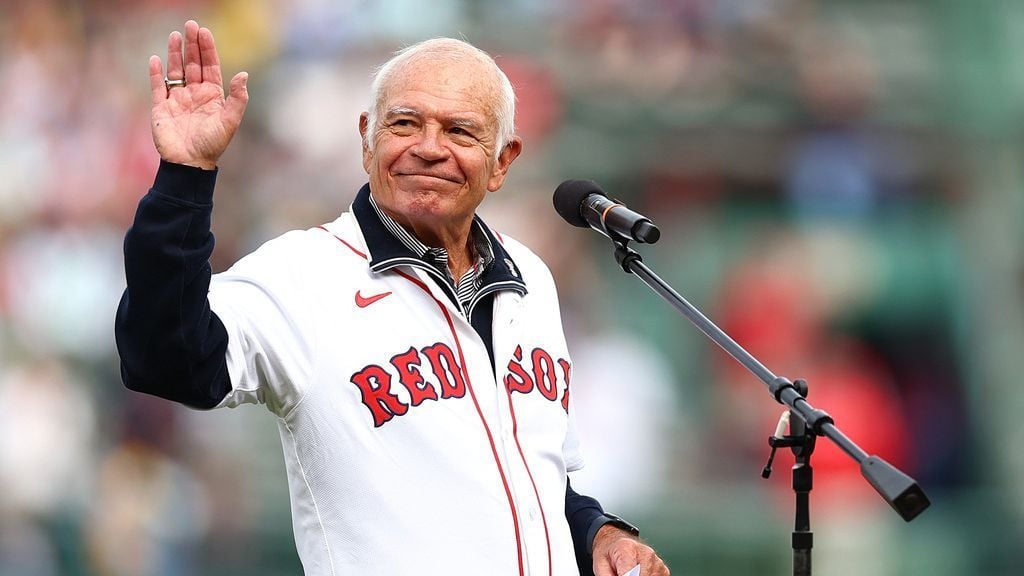 Red Sox honor retiring radio voice Joe Castiglione after 42 years