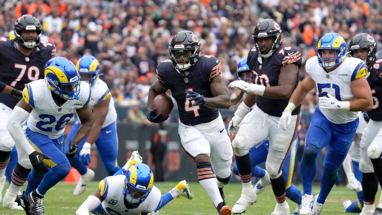 D'Andre Swift sparks Bears' run game, offense in win over Rams