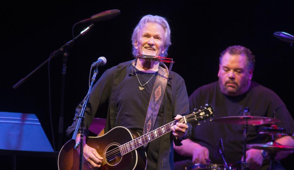 Kris Kristofferson, singer-songwriter and actor, dies at 88