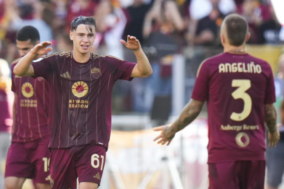 Homegrown hero Pisilli helps Roma beat Venezia as Napoli go top