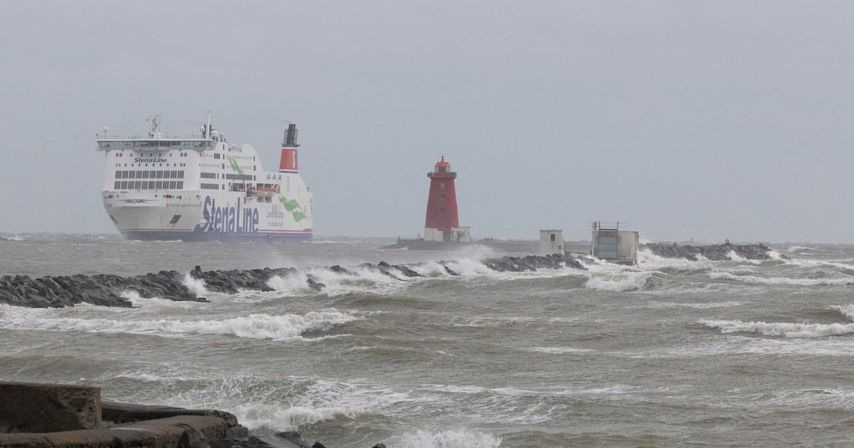 Ireland weather: Hundreds still without power but relief in Cork after fears of flooding during storm