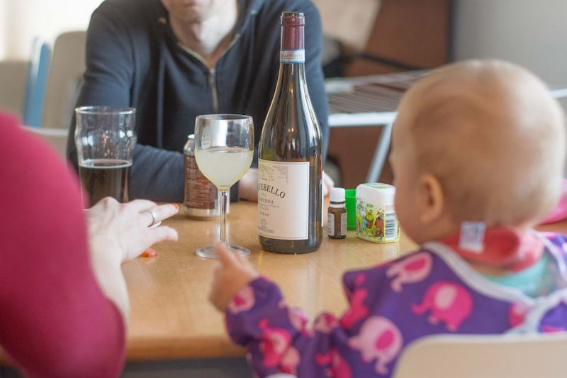 Concerns over alcohol delivery: Majority of Finns fear increased child protection cases