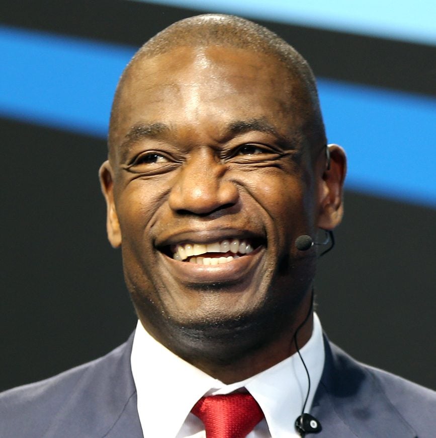 Dikembe Mutombo, a Hall of Fame player and tireless advocate, dies at 58 from brain cancer