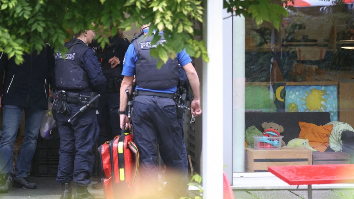 Stabbing attack outside daycare in Zurich 'seriously' injures one boy