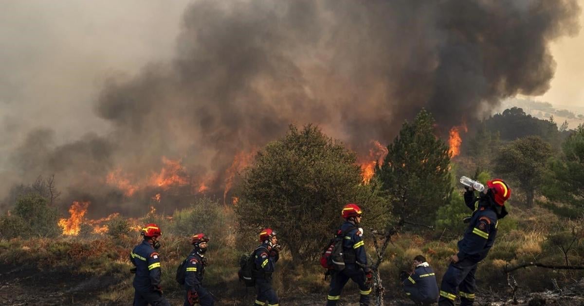 Greek firefighters make progress in taming deadly forest blaze burning for 4 days