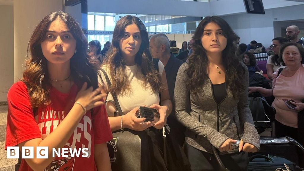 Leaving 'only choice' say sisters on Beirut flight