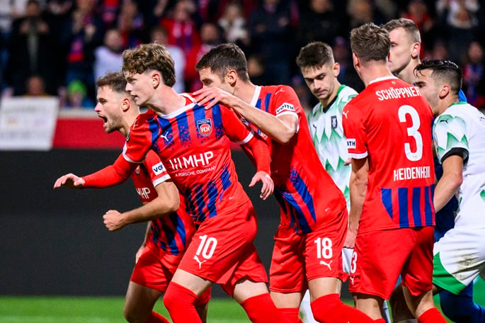 Debutants Heidenheim start Conference League 2-1 over Ljubljana