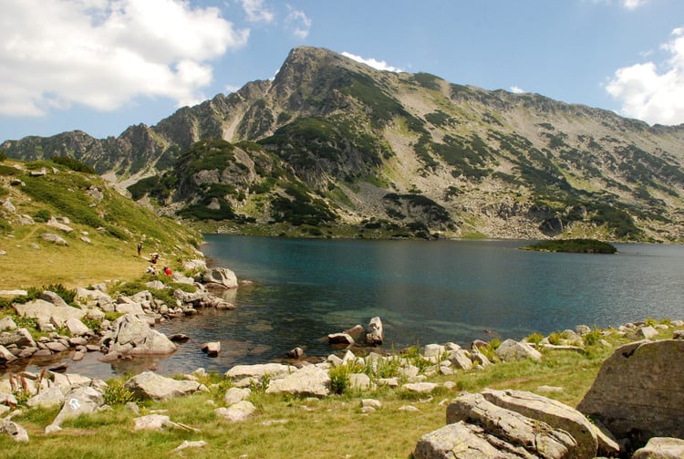 Poor Mountain Hiking Conditions on Friday