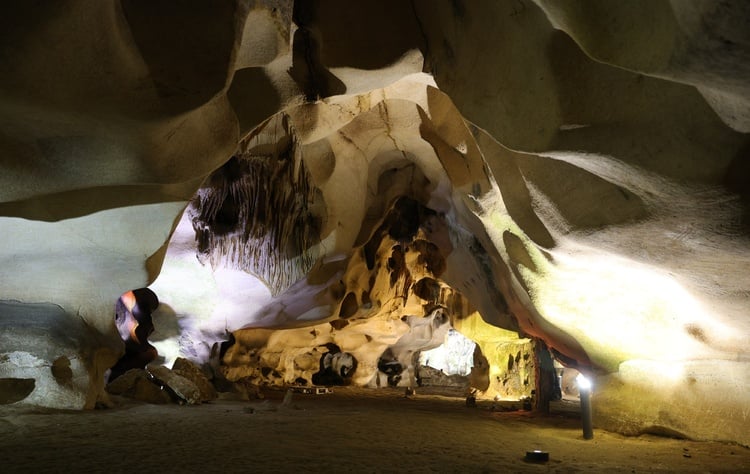 Gathering Celebrates 95 Years of Caving Movement in Bulgaria