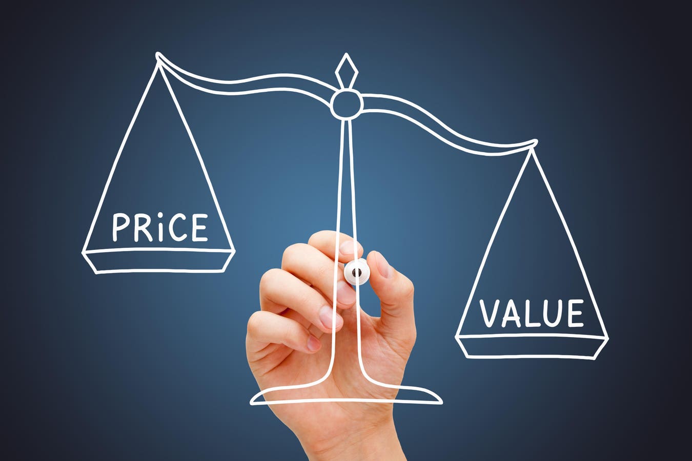 4 Value Stocks: Low P/E, Low Debt, Dividend Paying, Earnings