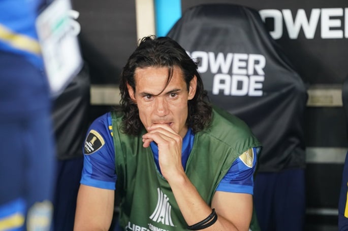 Cavani extends Boca Juniors contract