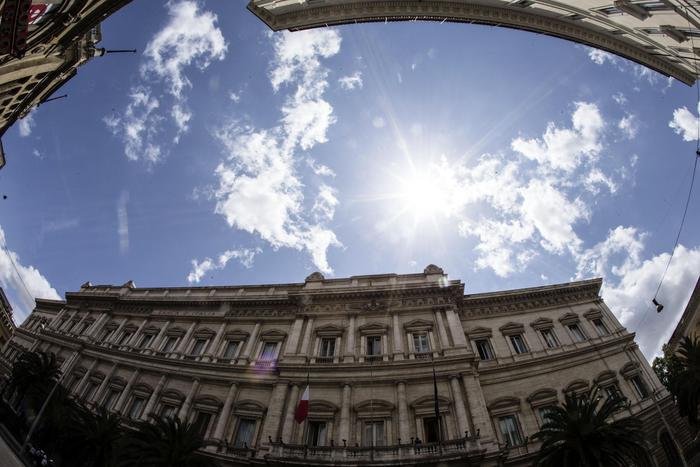 Italy's 2024 growth 0.8% after Istat revision -Bank of Italy