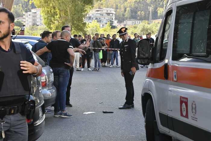 Police officer shoots and kills a young man in Crotone