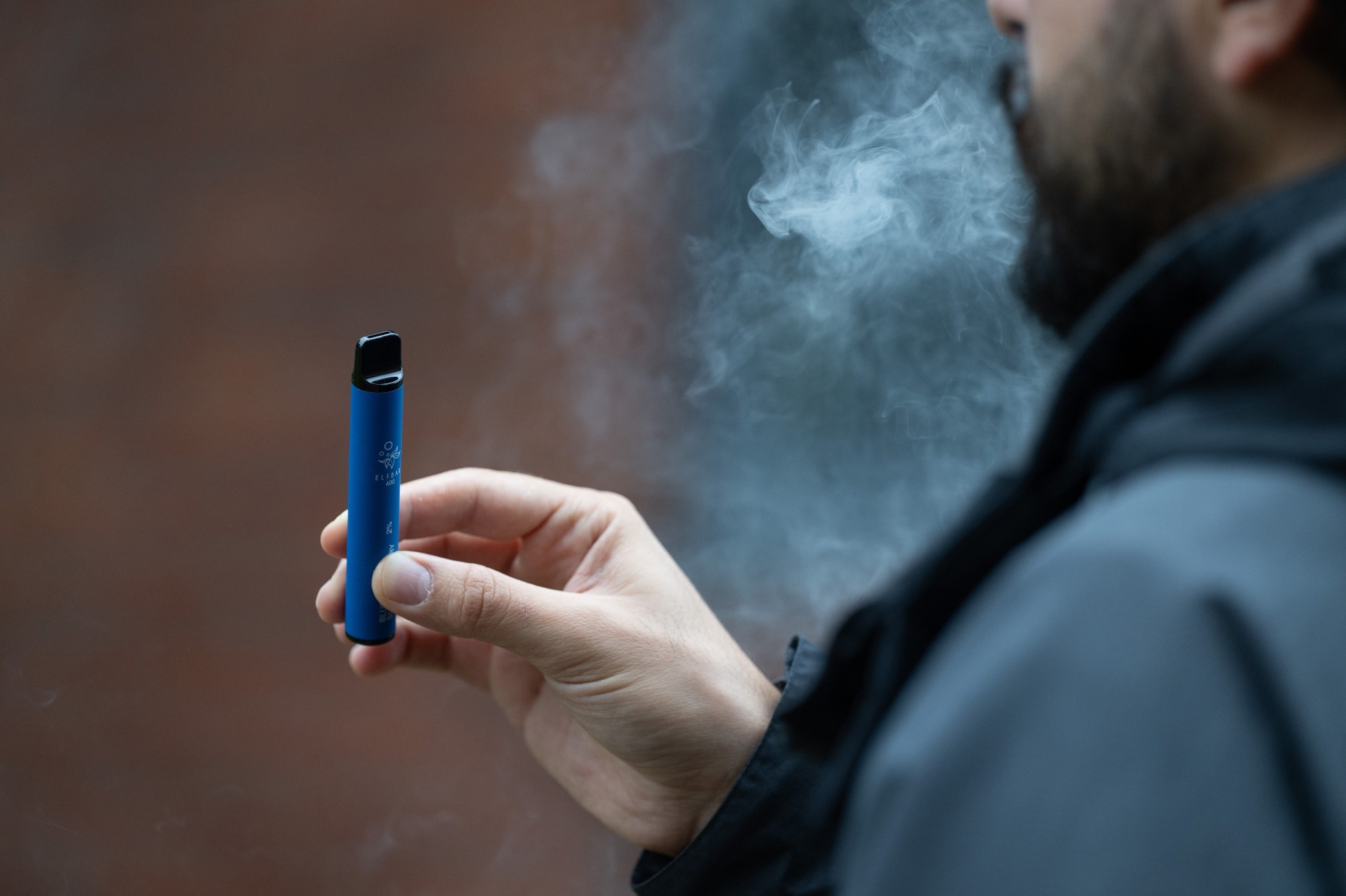 1 million adult vapers in England have never regularly smoked