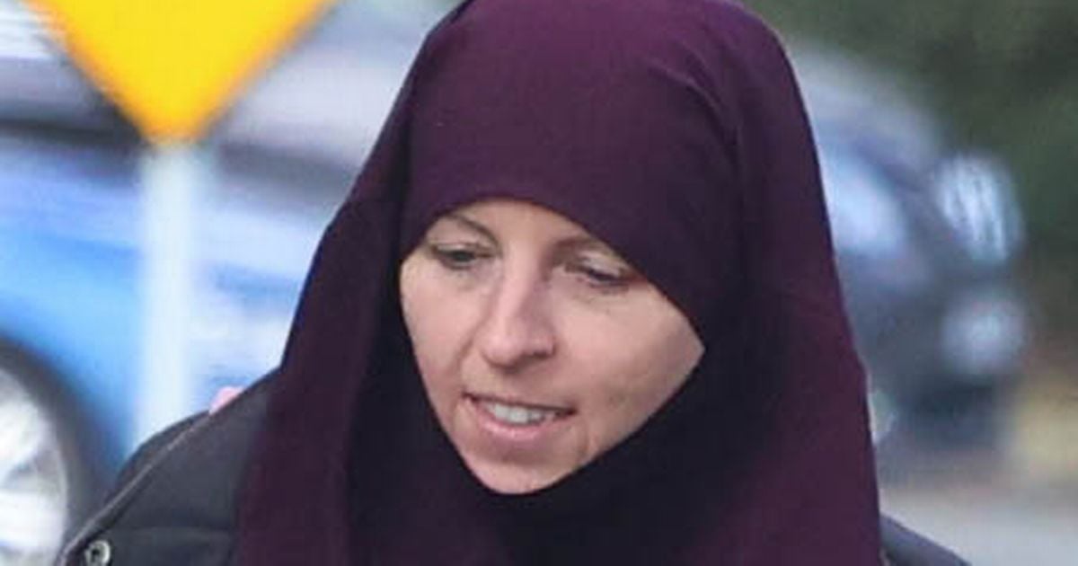 Ex-ISIS bride Lisa Smith sparks mosque row as leader says she can't be stopped from attending