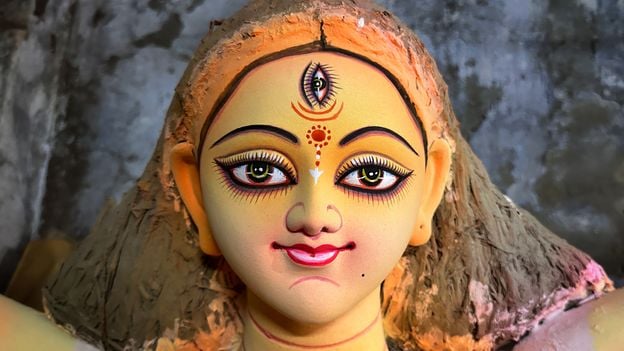 The 'god makers': Bangladesh's devoted idol creators