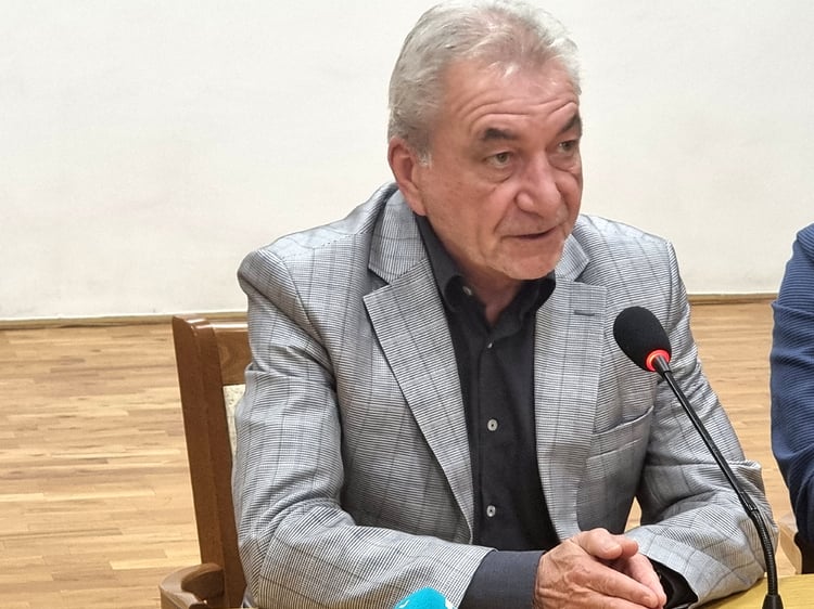 Building of Passcode for Voting Machines as Part of Their Verification Begins Friday - Minister Karadimov 