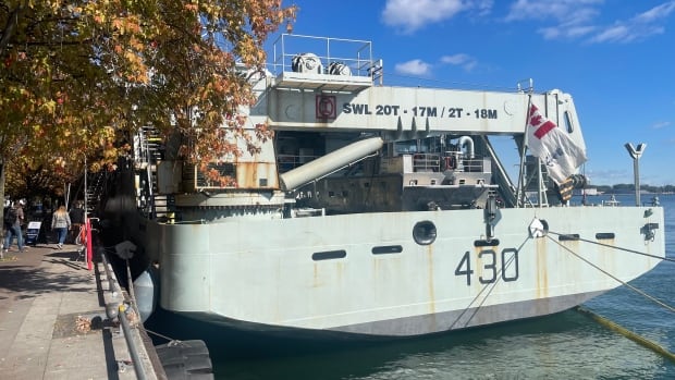 Navy ship sails into Toronto Harbour with hopes of new recruits