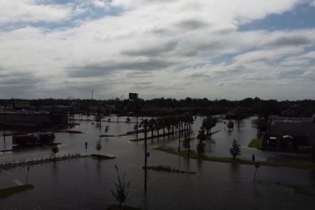 Hurricane Milton: At least nine dead as major clean-up begins and two million still without power 