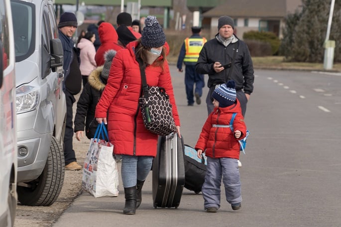 Italy opens asylum centers in Albania