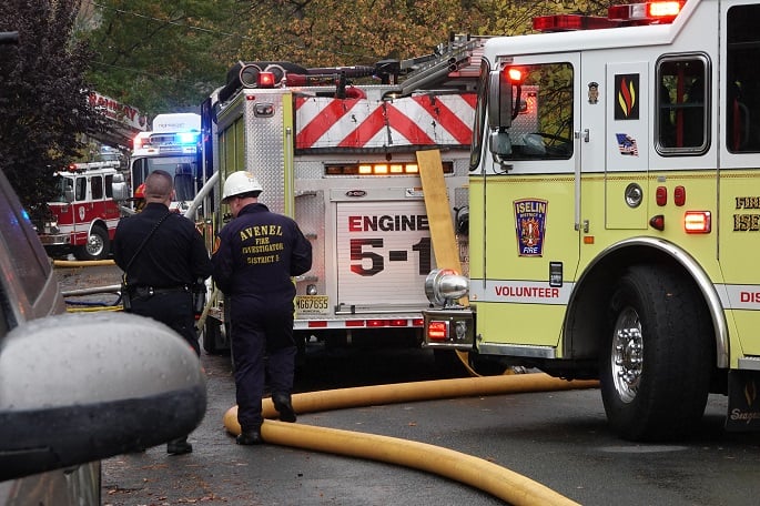 2 killed, 35 injured after chemical leak at oil refinery in U.S. Texas