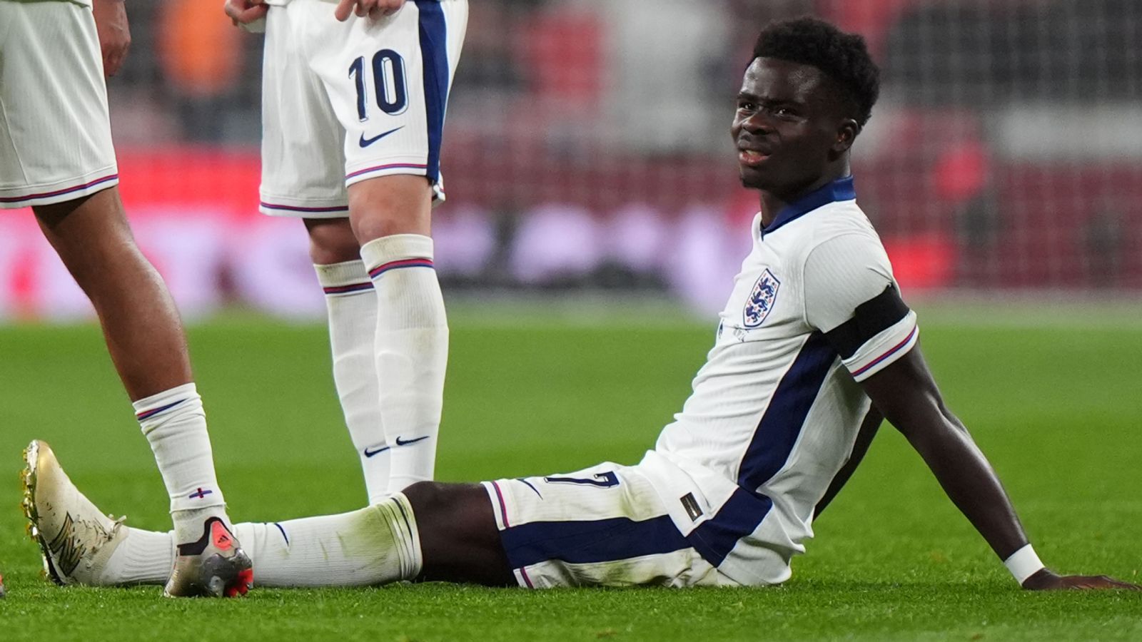 Bukayo Saka injury: Arsenal forward leaves England camp to return to club for further assessment